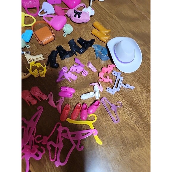 Barbie Fashion Dolls Mix Match fashion Boutique items Dress shoes jewelry - Picture 12 of 16